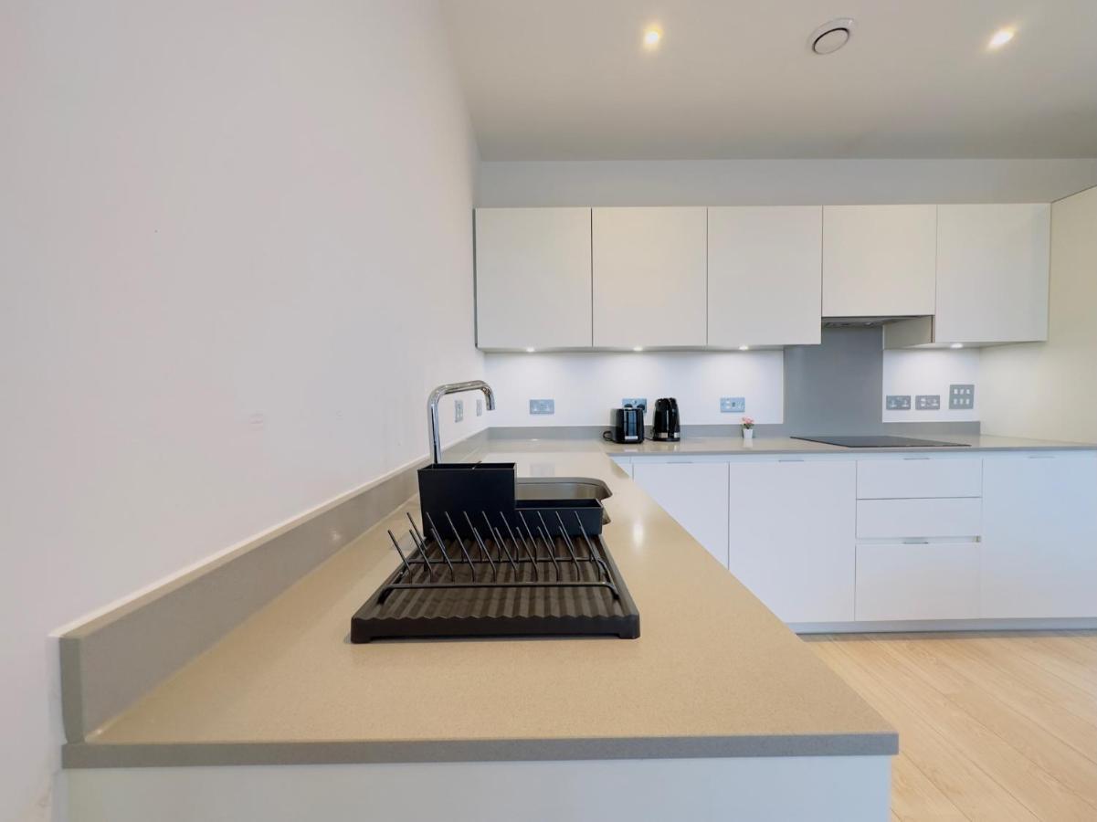 Luxurious Comfy Penthouse - Steps To East Croydon Train Station - Views Apartment Exterior foto